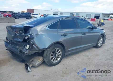 2018 Hyundai Sonata Se из США, поврежденный, VIN 5NPE24AF3JH672360